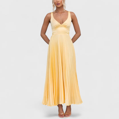 Énora | Yellow pleated dress with V-neck